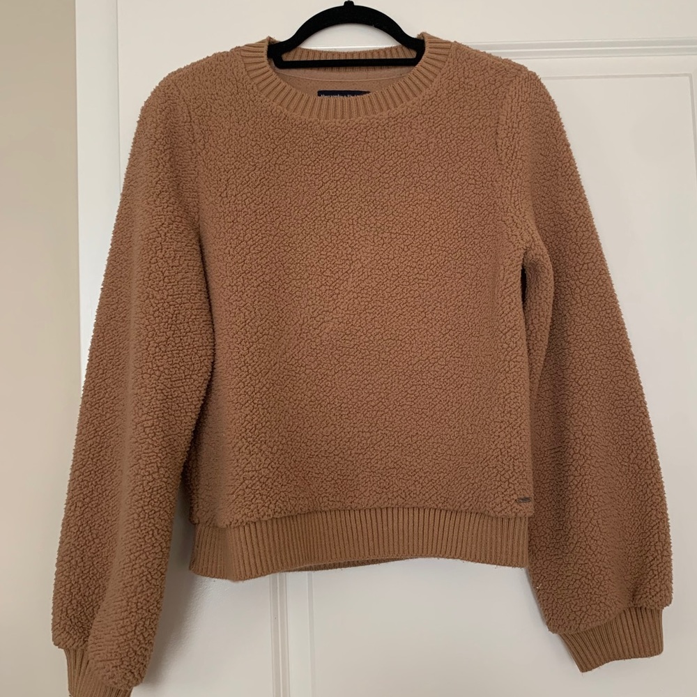 A&F- tan sherpa crewneck sweatshirt